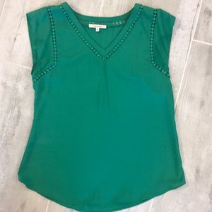 Hawthorn Size Small Emerald Green blouse